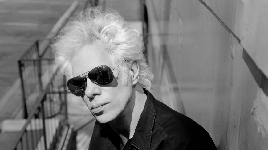 JIM JARMUSCH AVANT « MOTHER SISTER BROTHER FATHER »