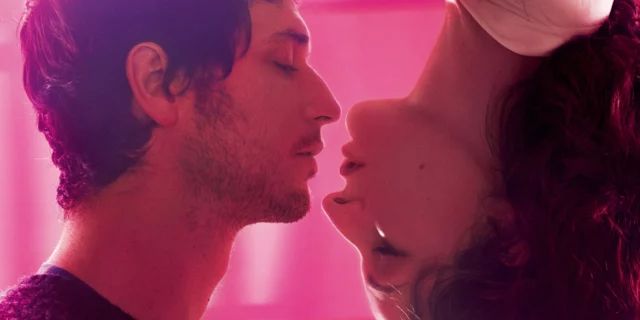 Tsounaclub : Main dans la main de Valérie Donzelli